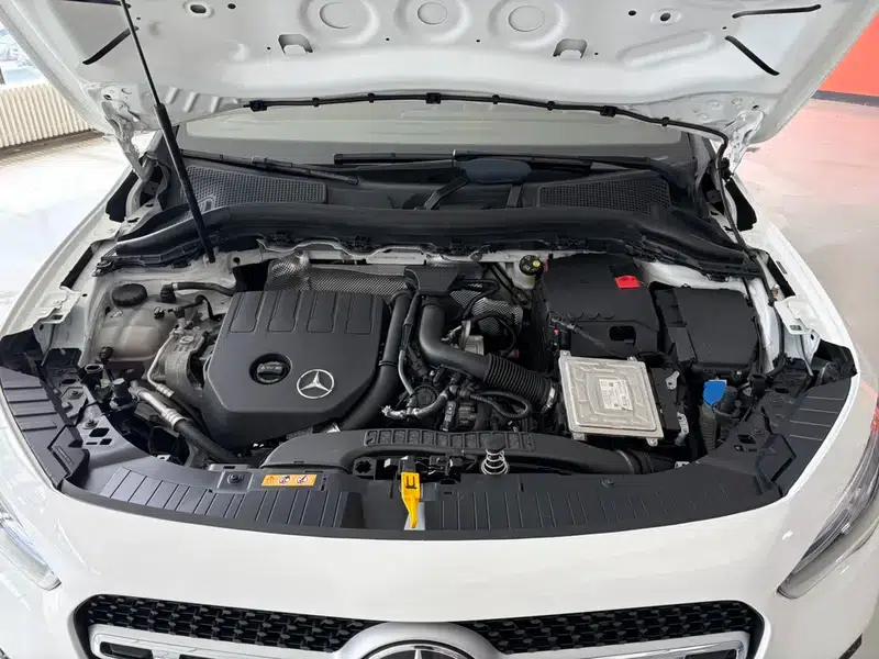 2022 Mercedes-Benz GLA 200 — миниатюра 10