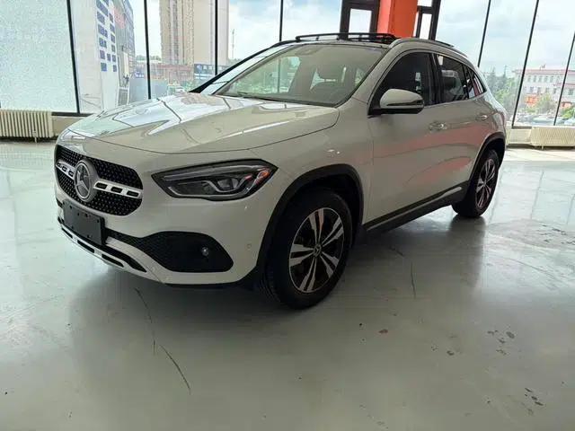 2022 Mercedes-Benz GLA 200