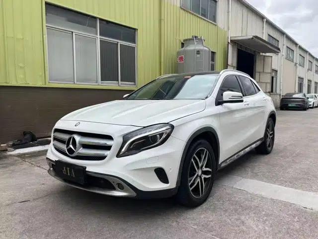 2015 Mercedes-Benz GLA 200 Fashion Edition