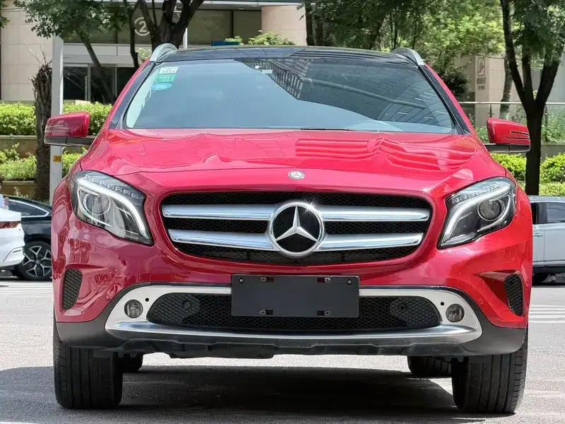 2015 Mercedes-Benz GLA 220 4MATIC Luxury — миниатюра 2