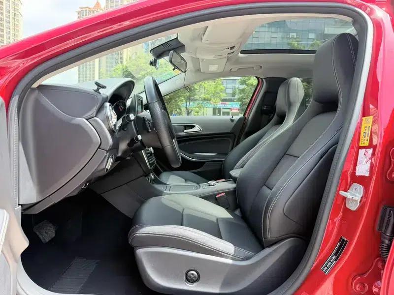 2015 Mercedes-Benz GLA 220 4MATIC Luxury — миниатюра 8