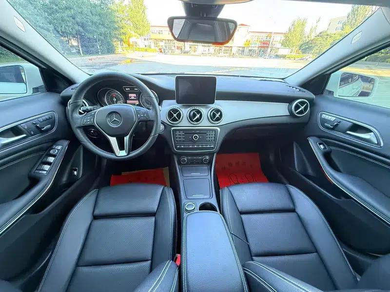 2015 Mercedes-Benz GLA 220 4MATIC Luxury — миниатюра 7