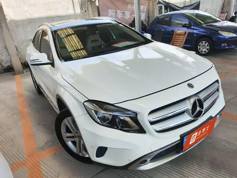 2016 Mercedes-Benz GLA 200 Fashion Edition — миниатюра 2