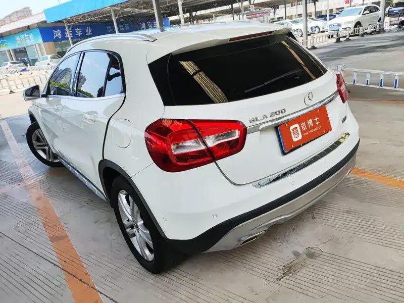 2016 Mercedes-Benz GLA 200 Fashion Edition — миниатюра 3