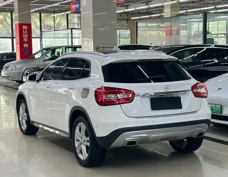 2015 Mercedes-Benz GLA 200 Dynamic — миниатюра 4