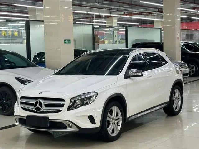 2015 Mercedes-Benz GLA 200 Dynamic