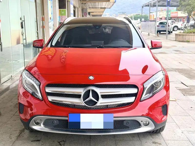 2015 Mercedes-Benz GLA 220 4MATIC Luxury — миниатюра 2