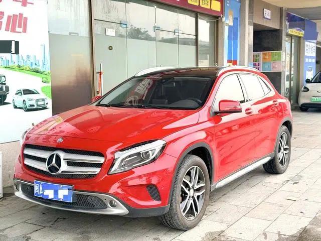 2015 Mercedes-Benz GLA 220 4MATIC Luxury