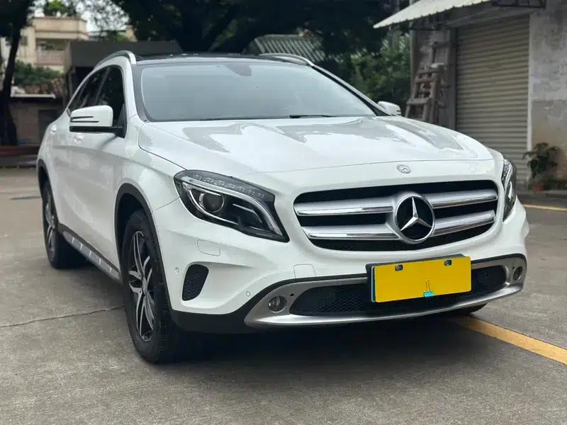 2015 Mercedes-Benz GLA 220 4MATIC Luxury — миниатюра 3