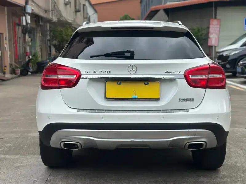 2015 Mercedes-Benz GLA 220 4MATIC Luxury — миниатюра 5