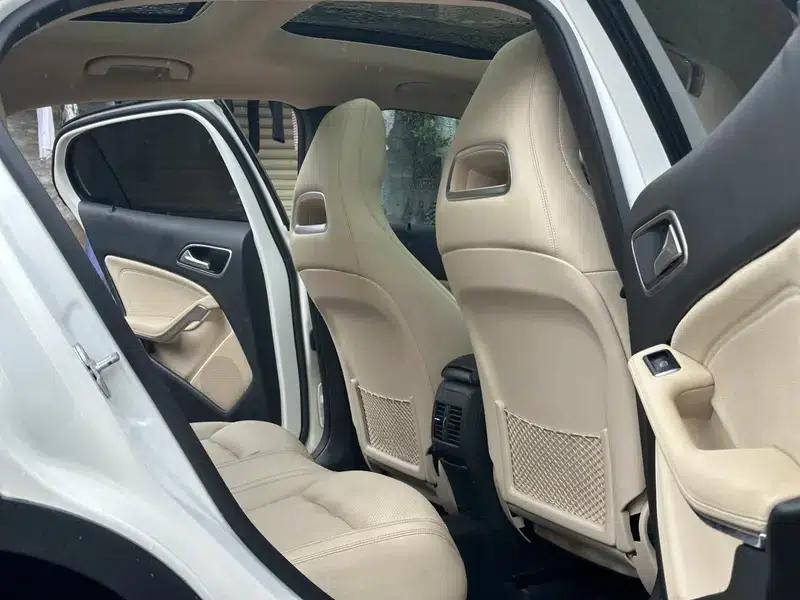 2015 Mercedes-Benz GLA 220 4MATIC Luxury — миниатюра 9
