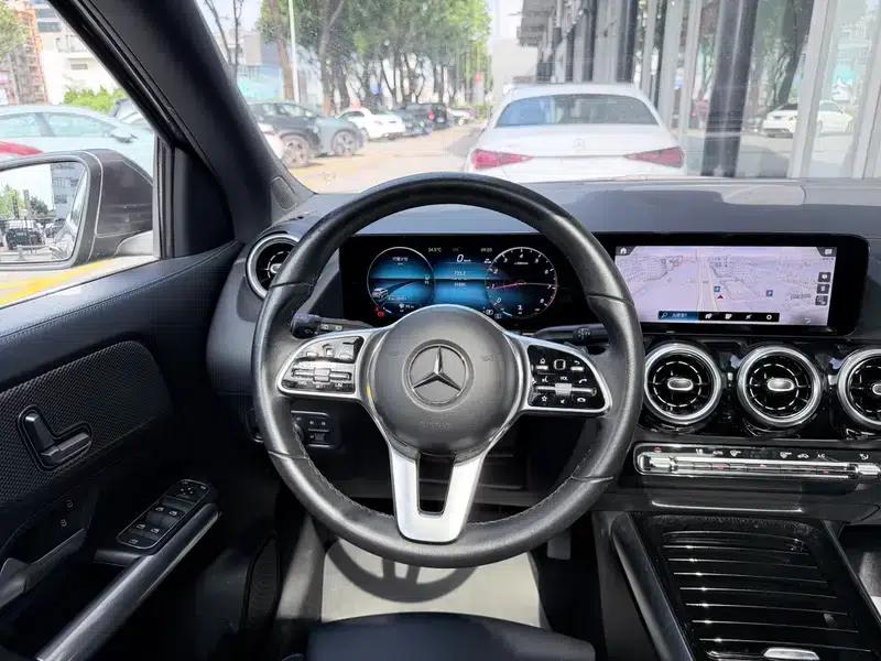 2023 Mercedes-Benz GLA 200 — миниатюра 14