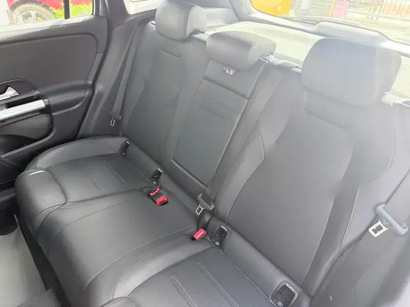 2023 Mercedes-Benz GLA 200 — миниатюра 19