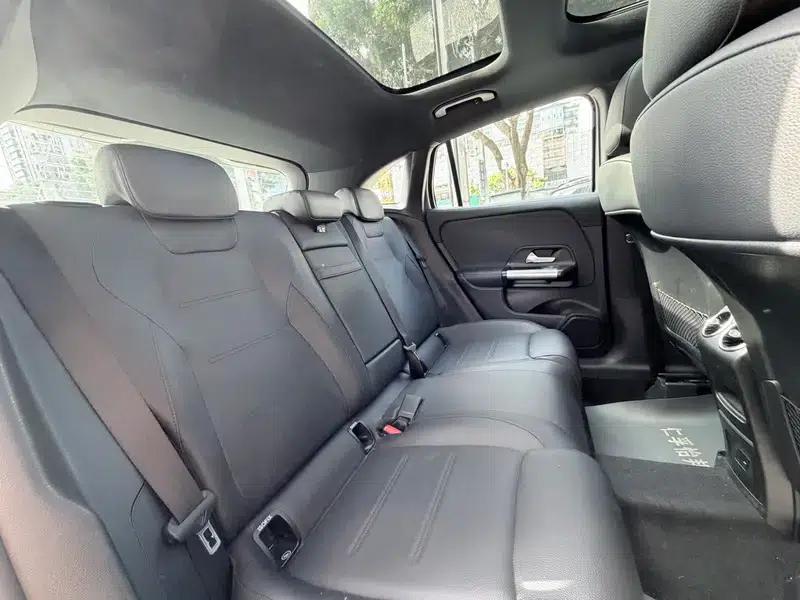 2023 Mercedes-Benz GLA 200 — миниатюра 20