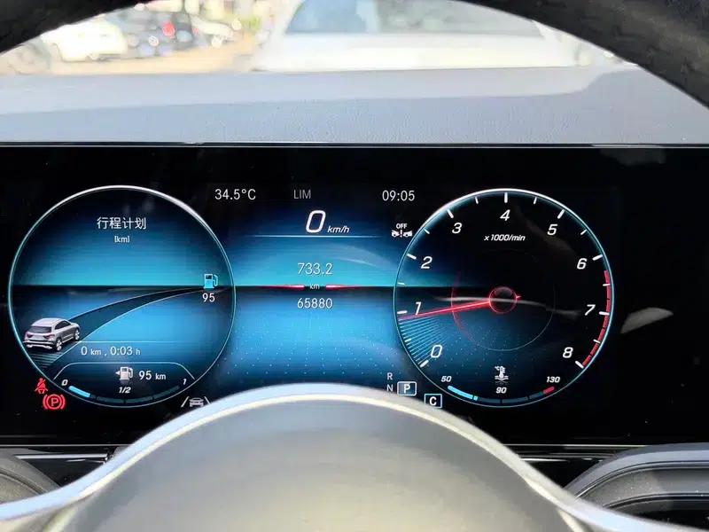 2023 Mercedes-Benz GLA 200 — миниатюра 10