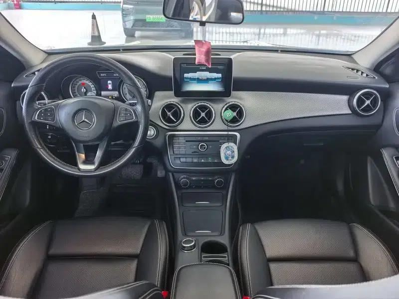 2017 Mercedes-Benz GLA 200 Dynamic — миниатюра 14