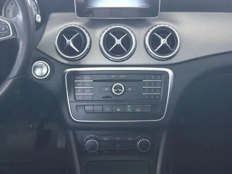 2017 Mercedes-Benz GLA 200 Dynamic — миниатюра 15
