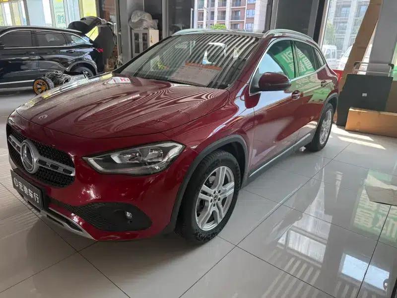 2020 Mercedes-Benz GLA 180 — миниатюра 1