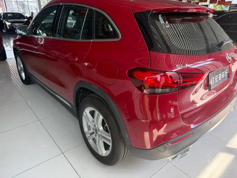 2020 Mercedes-Benz GLA 180 — миниатюра 3