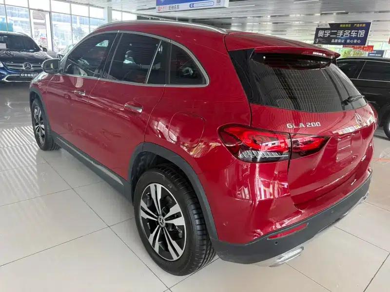2020 Mercedes-Benz GLA 200 — миниатюра 3