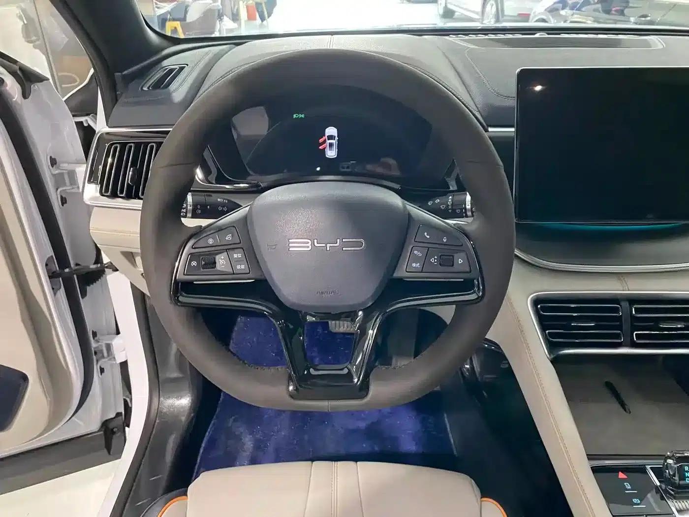 Song PLUS New Energy 2024 Glory Edition DM-i 110km Flagship Model — миниатюра 5