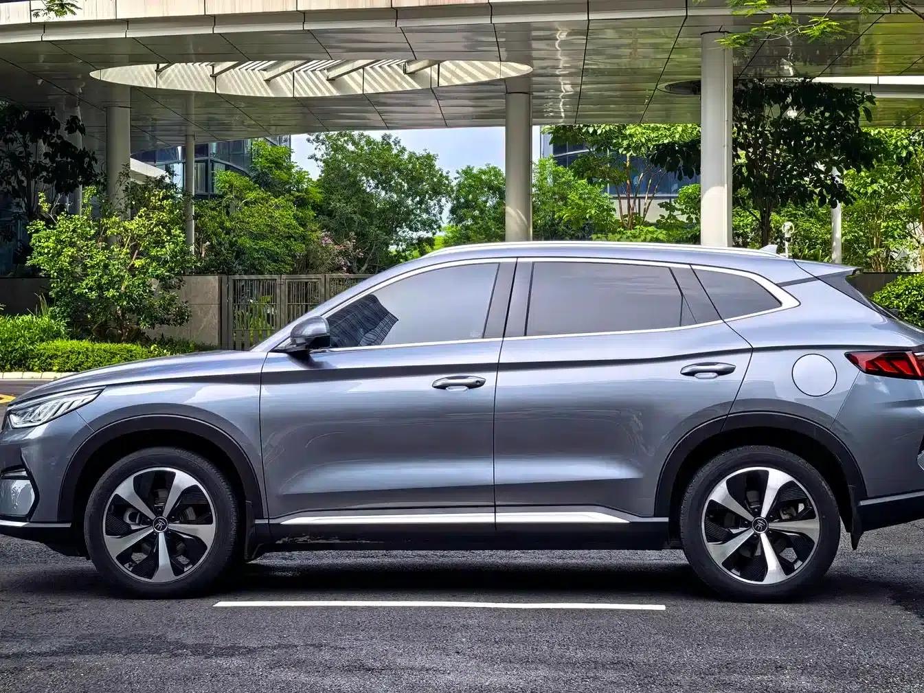 Song PLUS New Energy 2021 EV Flagship Edition — миниатюра 7