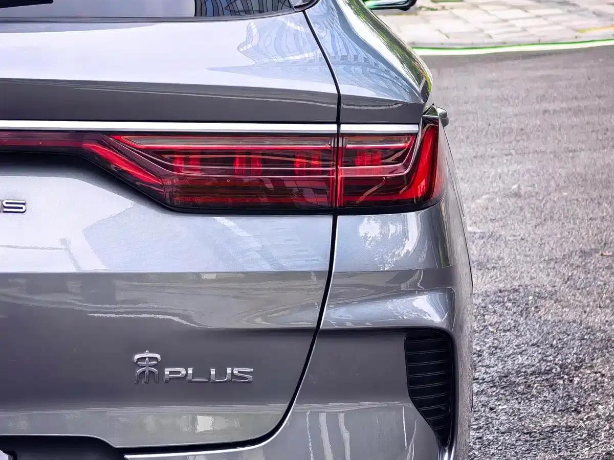 Song PLUS New Energy 2021 EV Flagship Edition — миниатюра 9