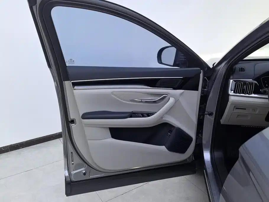 Song PLUS New Energy 2021 DM-i 110KM Flagship Edition — миниатюра 7