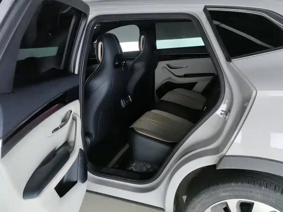 Song PLUS New Energy 2024 Glory Edition DM-i 150km Flagship PLUS — миниатюра 11