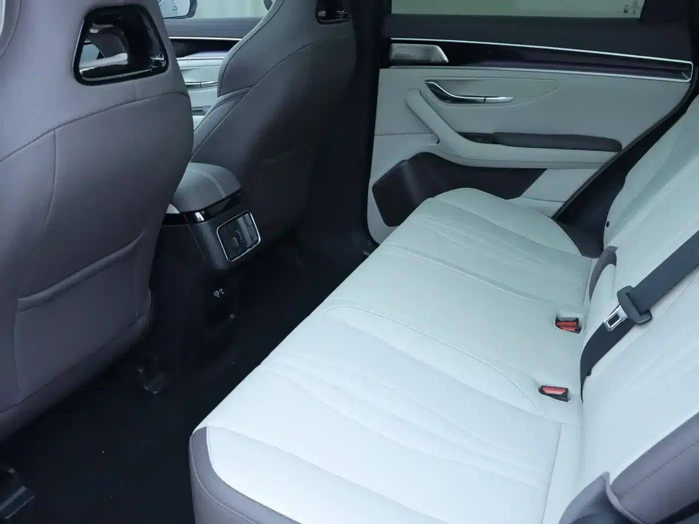 Song PLUS New Energy 2025 EV Smart Driving Edition 520km Premium Model — миниатюра 13