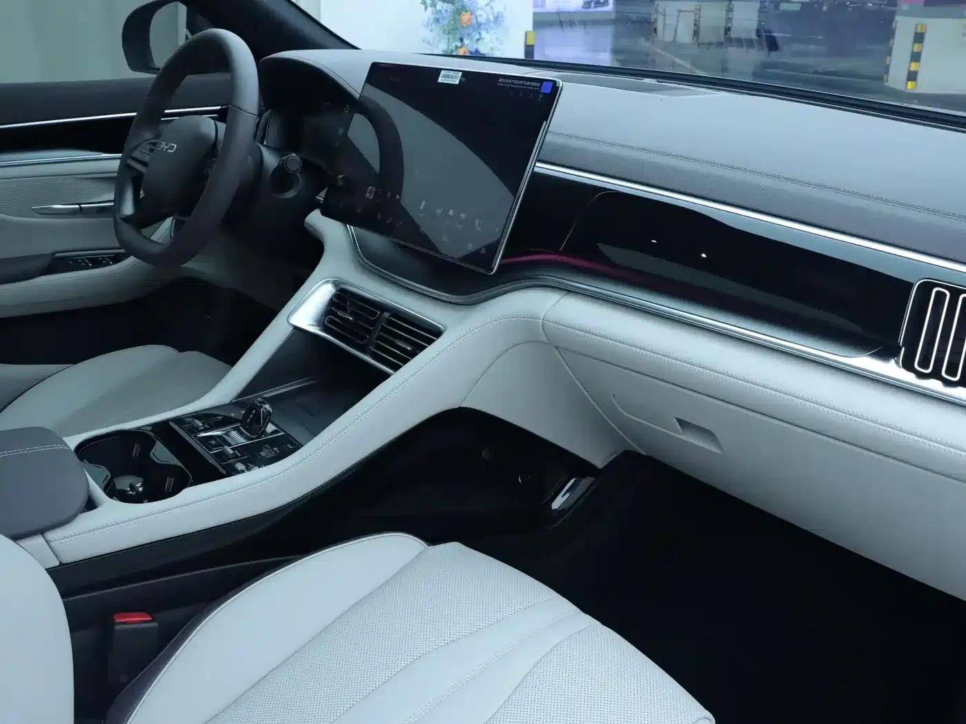 Song PLUS New Energy 2025 EV Smart Driving Edition 520km Premium Model — миниатюра 8