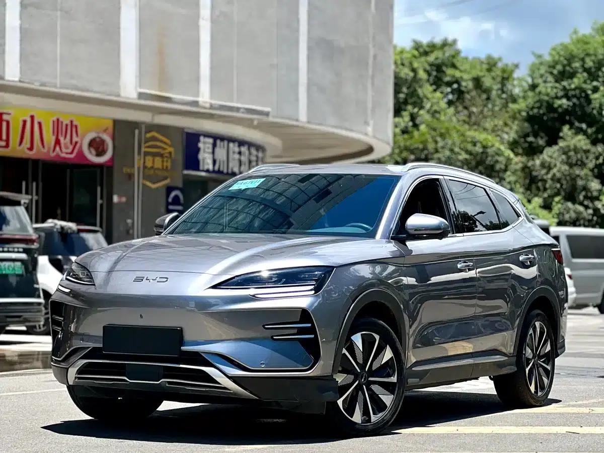 Song PLUS New Energy 2025 EV 520km Luxury Edition — миниатюра 1