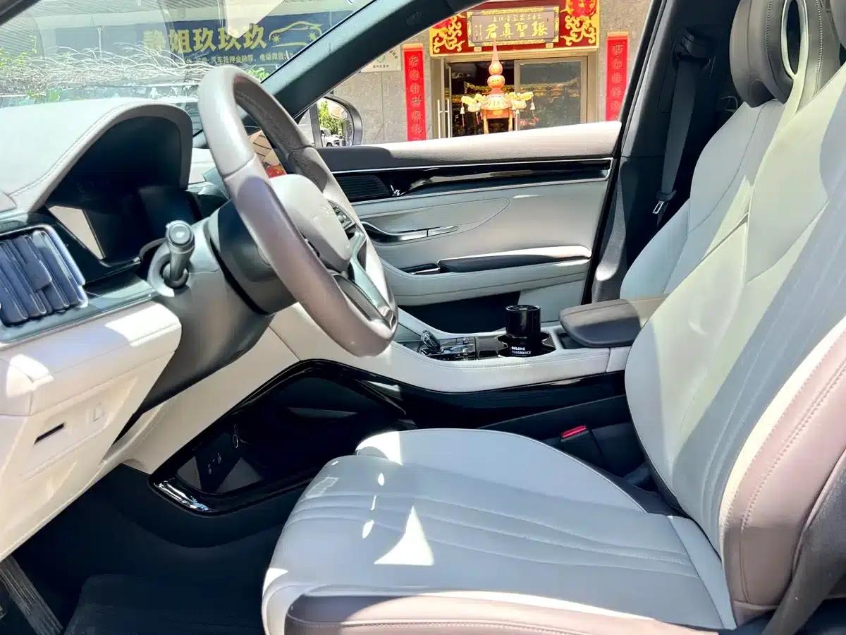 Song PLUS New Energy 2025 EV 520km Luxury Edition — миниатюра 6