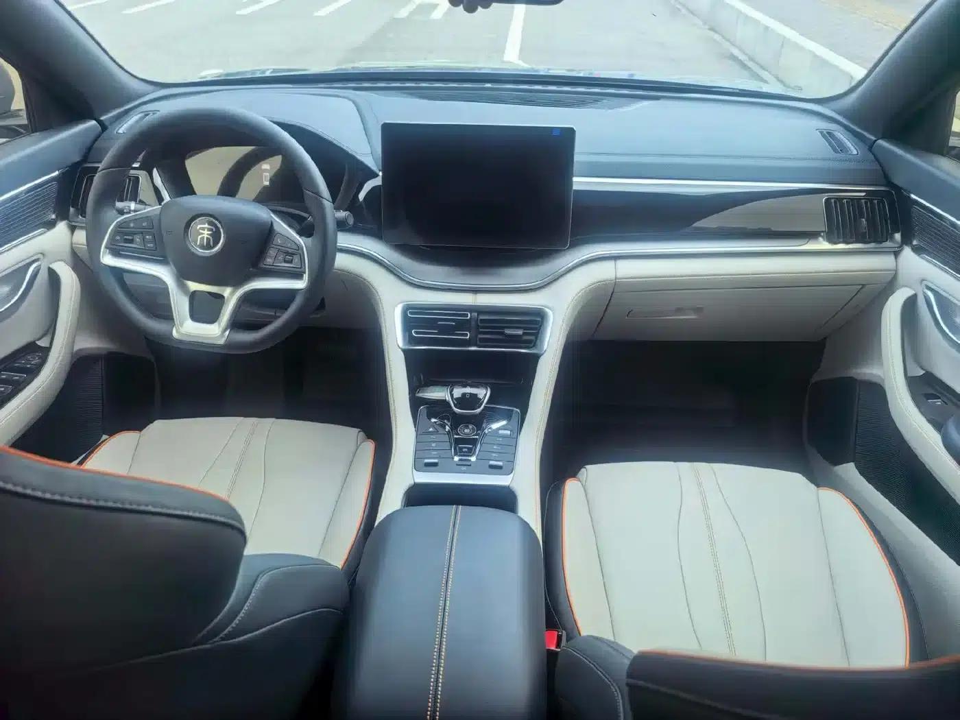 Song PLUS New Energy 2023 Champion Edition EV 520KM Premium — миниатюра 6
