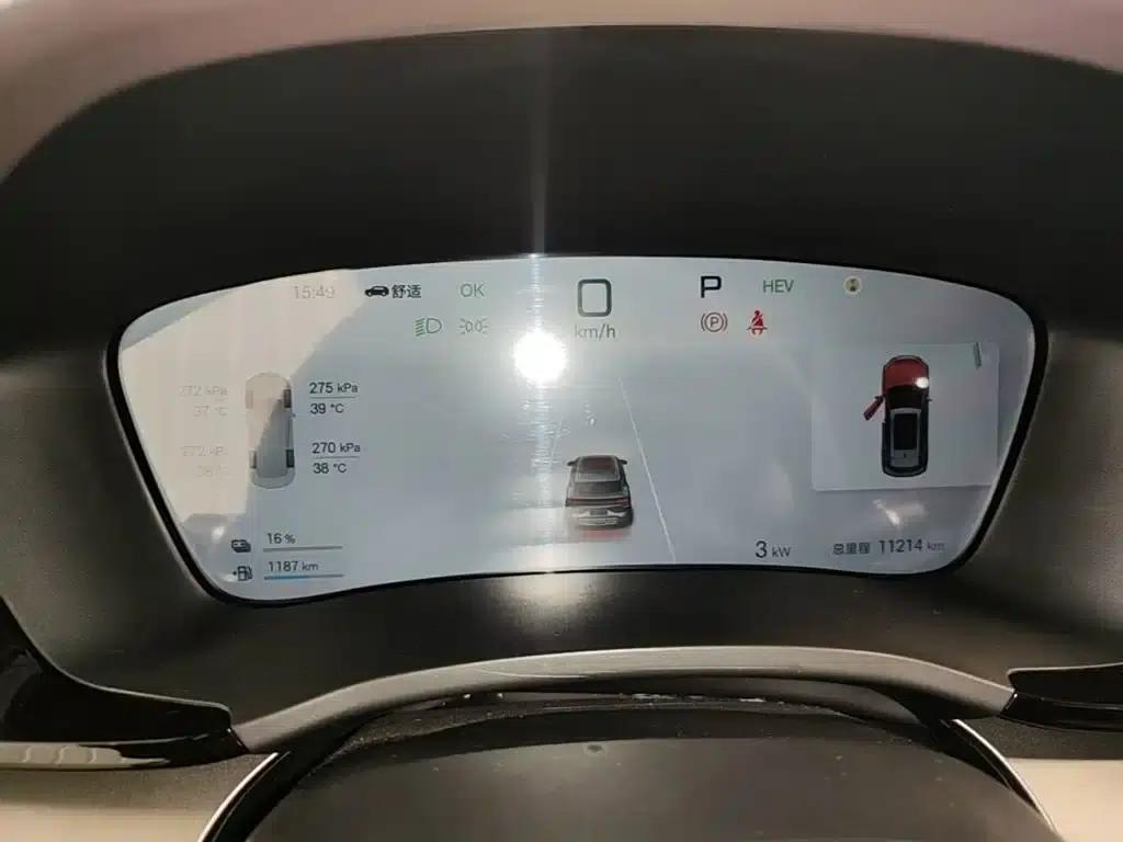 Song PLUS New Energy 2025 DM-i 112KM Premium Edition — миниатюра 12
