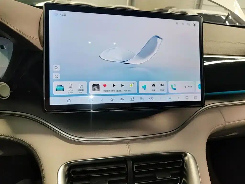 Song PLUS New Energy 2025 DM-i 112KM Premium Edition — миниатюра 13