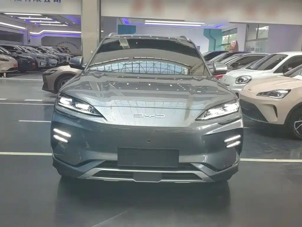 Song PLUS New Energy 2024 Glory Edition EV 520km Premium Model — миниатюра 3