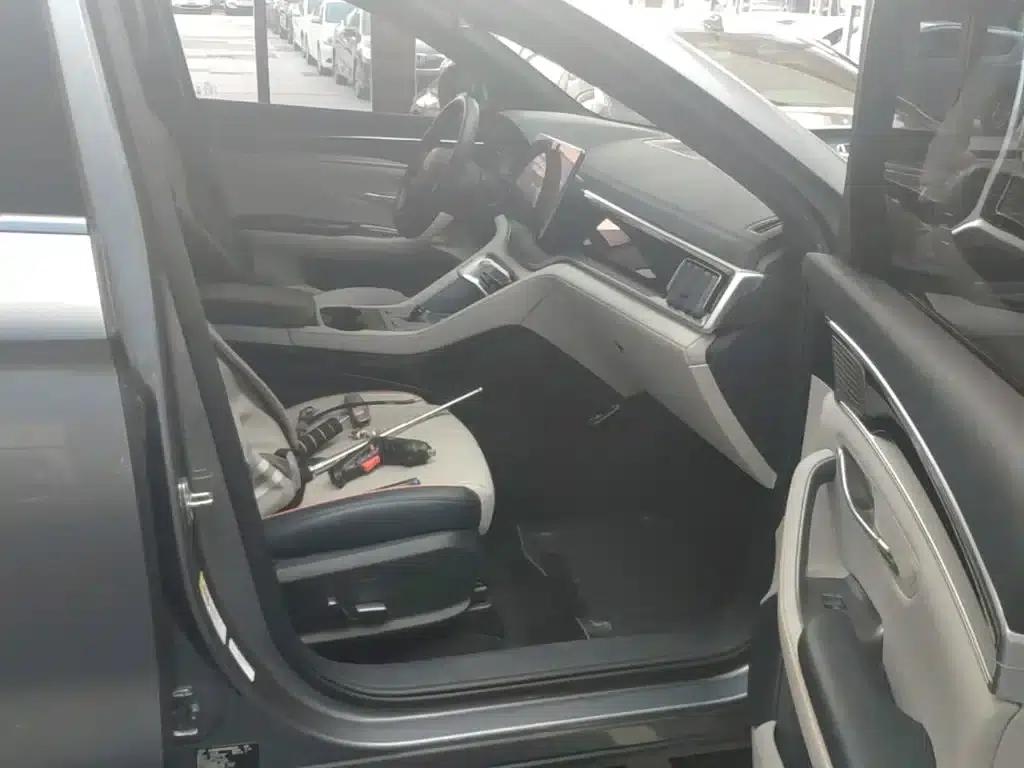 Song PLUS New Energy 2024 Glory Edition EV 520km Premium Model — миниатюра 25