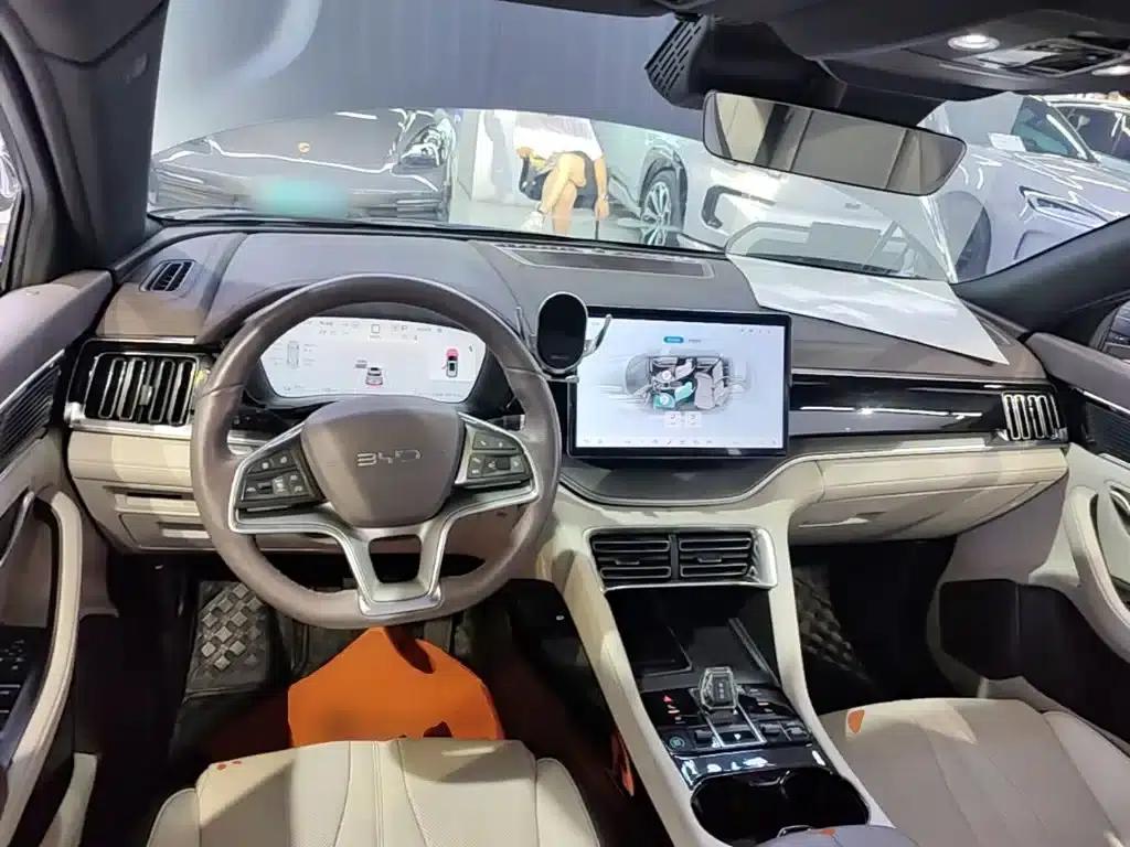 Song PLUS New Energy 2024 Glory Edition EV 520km Flagship Model — миниатюра 10