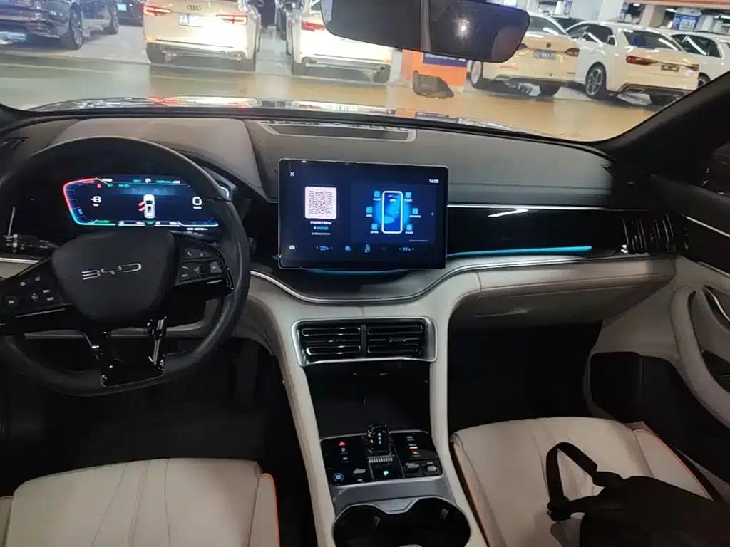 Song PLUS New Energy 2024 Glory Edition DM-i 110km Flagship Model — миниатюра 13