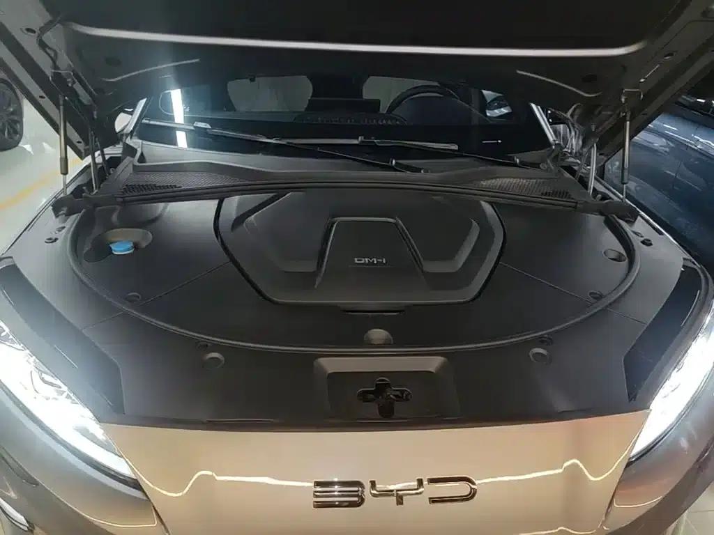 Song PLUS New Energy 2024 Glory Edition DM-i 110km Flagship Model — миниатюра 20