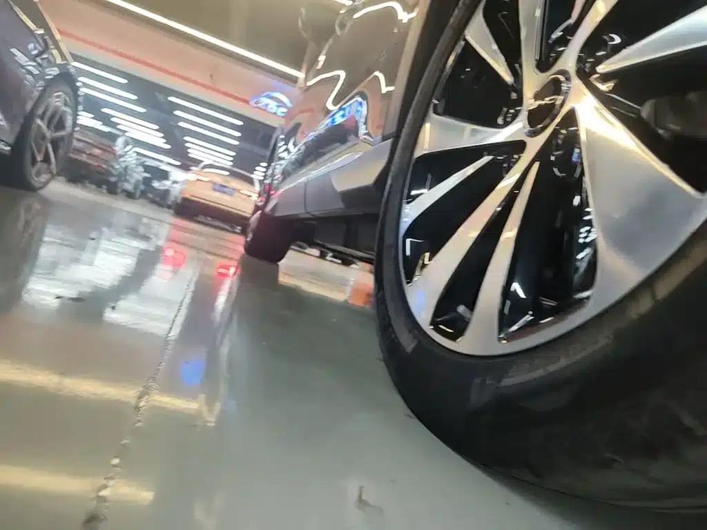 Song PLUS New Energy 2024 Glory Edition DM-i 110km Flagship Model — миниатюра 22