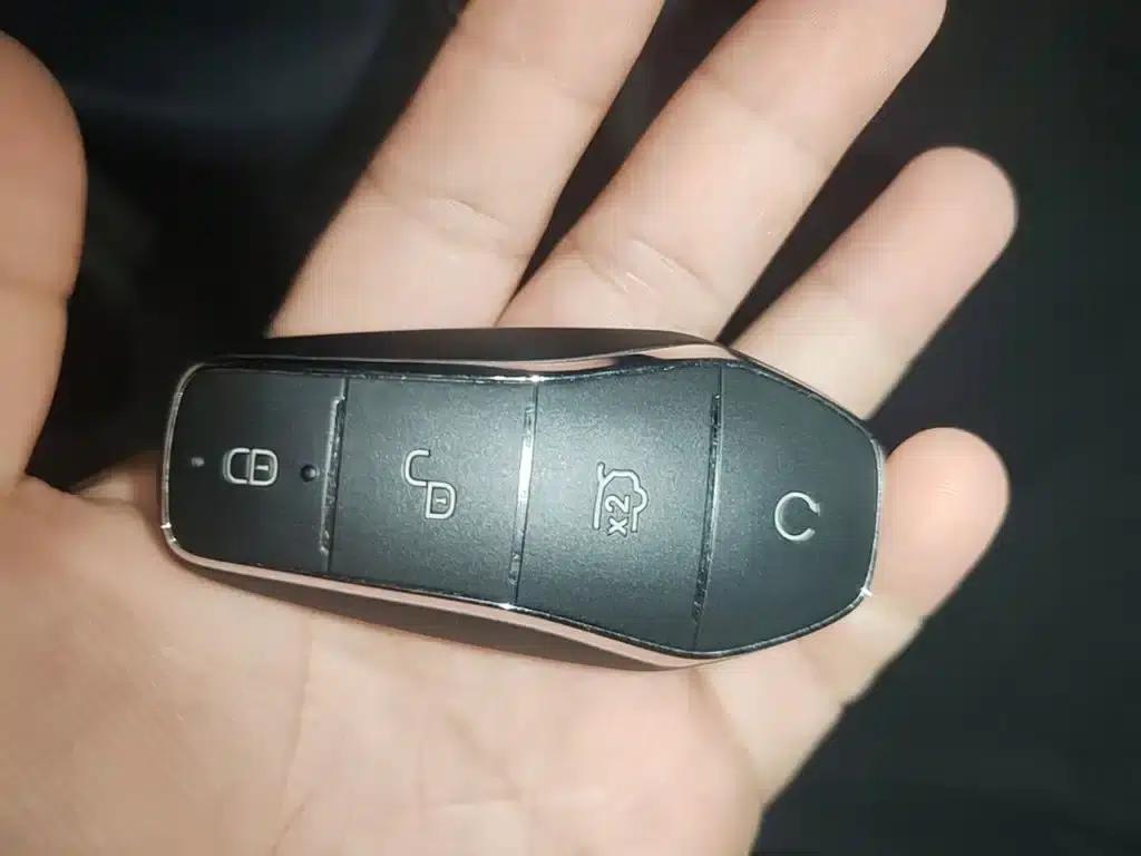 Song PLUS New Energy 2024 Glory Edition DM-i 110km Flagship Model — миниатюра 9