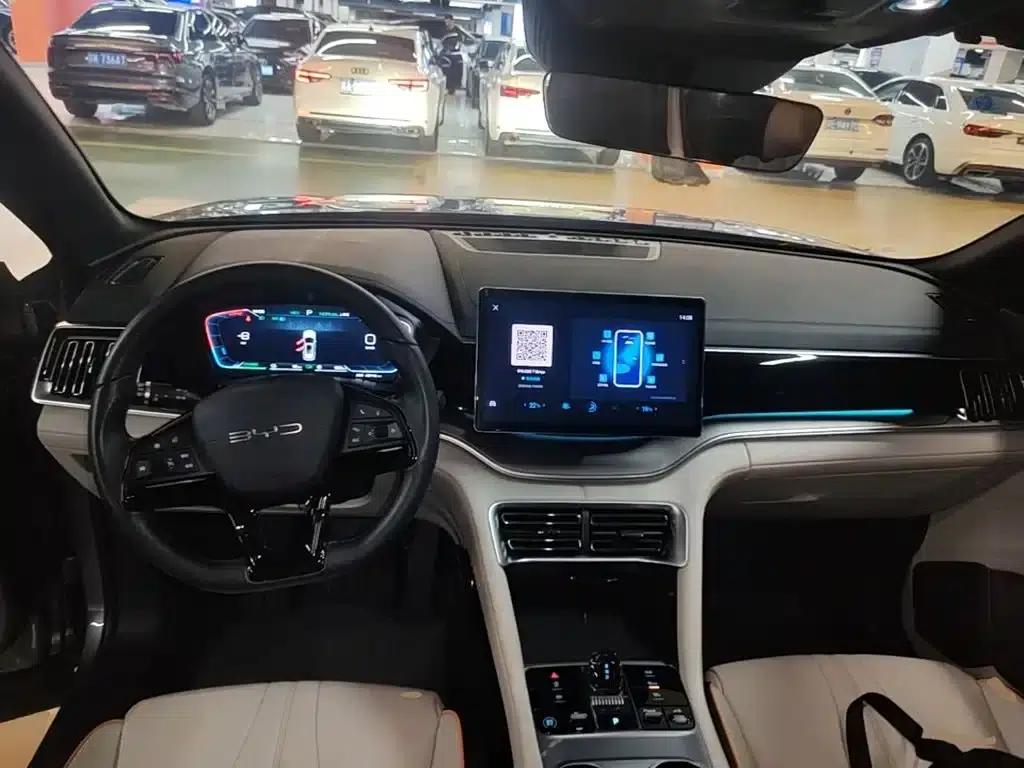Song PLUS New Energy 2024 Glory Edition DM-i 110km Flagship Model — миниатюра 10