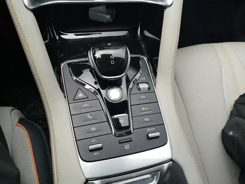 Song PLUS New Energy 2021 DM-i 110KM Flagship PLUS — миниатюра 14