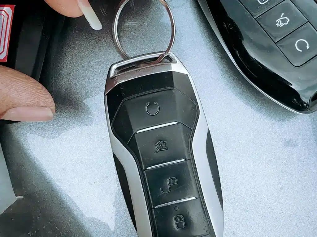 Song PLUS New Energy 2021 EV Flagship Edition — миниатюра 9