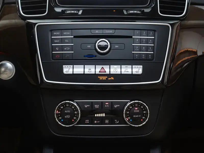 Mercedes-Benz GLS 2019 3.0T Automatic 4WD 7-Seater (Parallel Import) — миниатюра 15