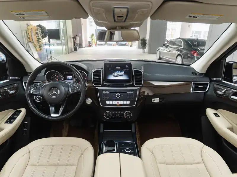 Mercedes-Benz GLS 2019 3.0T Automatic 4WD 7-Seater (Parallel Import) — миниатюра 20
