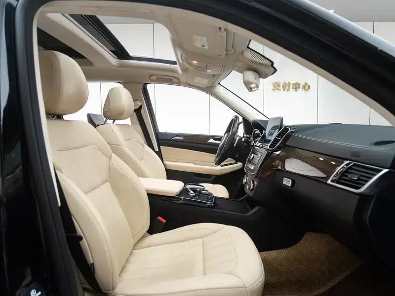 Mercedes-Benz GLS 2019 3.0T Automatic 4WD 7-Seater (Parallel Import) — миниатюра 27