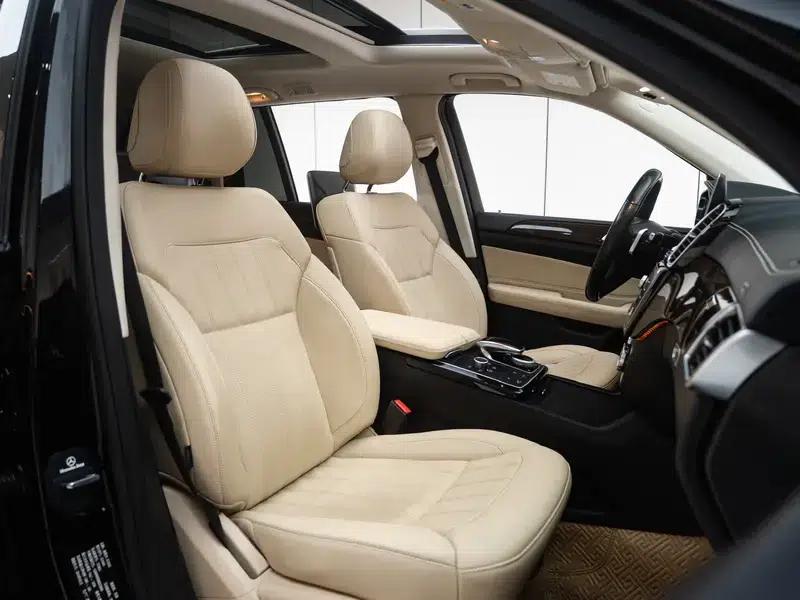 Mercedes-Benz GLS 2019 3.0T Automatic 4WD 7-Seater (Parallel Import) — миниатюра 29